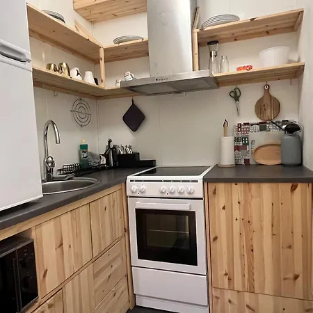 Appartamento Sentral Og Koselig 1-rom Studioleilighet Med Stort Badevaerelse Tromsø